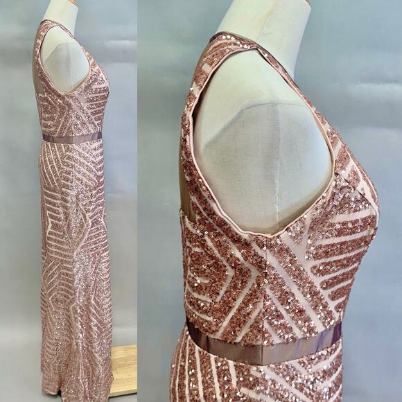 Vintage Cache Rose Gold Sequin Halter Gown Sz 6 Geometric Maxi Formal Dress Y2K - Picture 4 of 16